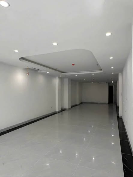 Cc Cần Cho Thuê MBKD. Mặt phố Đê La Thành, Đống Đa.