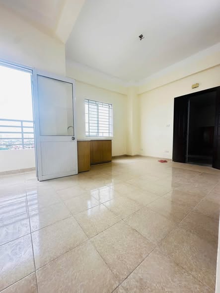 Bán CC, 214 nguyễn xiển sổ đỏ 43m 2 ngủ, 1k , xung quanh nhà cây cối xanh mát, trong lành, vị trí...