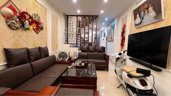 Nhà Phố Minh Khai , Gần Time City - Nhà Xây Mới - Lô Góc - Ngõ Thông -Gần Trường Chợ . 43m - 5T -...