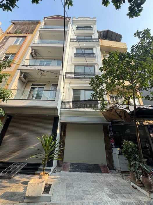 HOT PHÂN LÔ VĂN PHÚ HÀ ĐÔNG - 7 TẦNG THANG MÁY - VỪA Ở VỪA LÀM VĂN PHÒNG - Ô TÔ TRÁNH - 24.5 TỶ
