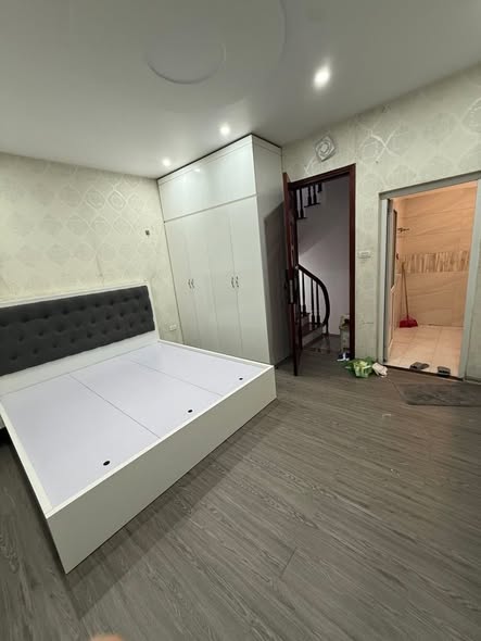 Chỉ >6 tỷ có nhà Hồ Tùng Mậu, 35m2, 5 tầng