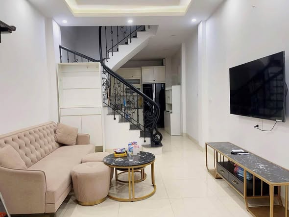 CẦN BÁN NHANH CĂN NHÀ PHỐ TRẦN KHÁT CHÂN- TÀI CHÍNH 6 TỶ- NHÀ ĐẸP FULL NỘI THẤT- 10M RA MẶT PHỐ
