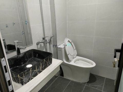 Tôi cần bán nhà MP Vọng, giá 47.1 tỷ, 124m2, KD tốt