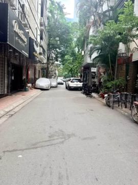 LINH LANG – BA ĐÌNH | 40M² – MT 4M | GIÁ 22,5 TỶNhà cũ 5 tầng, diện tích 40m², mặt tiền 4m, cách ...