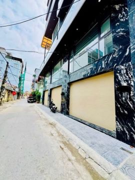 TUYỆT PHẨM 8 TẦNG THANG MÁY - TRƯỚC NHÀ 2 Ô TÔ TRÁNH - CÓ VỈA HÈ – NỘI THẤT VIP – ĐẲNG CẤP THƯỢNG...