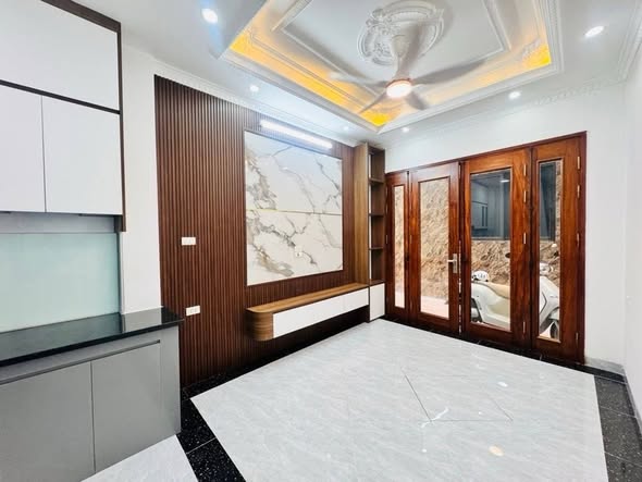 TẾT - TẾT - TẾT! CHỈ HƠN 9 TỶ - XUÂN ĐỈNH -  SIÊU PHẨM NHÀ MỚI TINH – THANG MÁY – 100M RA PHẠM VĂ...