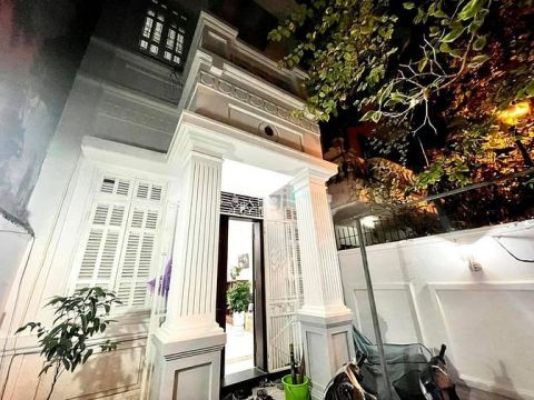Biệt thự Pháp giữa lòng thủ đô. TT Ba Đình gần Hồ tây 85m2 giá 12,5 tỷ