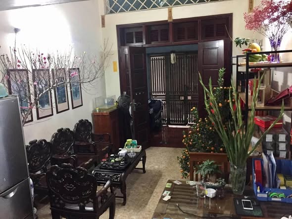 Cho thuê nhà ngõ 94 Ngọc Khánh (cạnh Vin Giảng Võ, hồ Giảng Võ, Lotte). Ba Đình