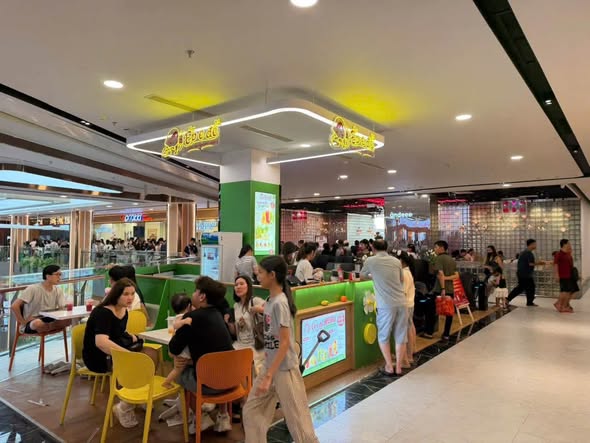 SANG NHƯỢNG MẶT BẰNG TẦNG 4 - VINCOM ĐAN PHƯỢNG