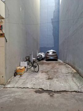 Đất phân lô Sài Đồng , Long Biên . Mặt ngõ kinh doanh, ngõ ô tô thông.