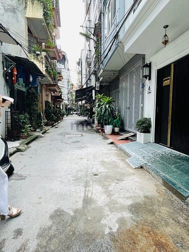 Hàng đẹp Vũ Tông Phan, Bùi Xương Trạch. Nhỉnh 6 tỷ. 4pn ngõ nông