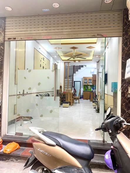 CHO THUÊ NHÀ NGUYÊN CĂN NGÕ TRẦN KHÁT CHÂN – 15 TRIỆU/THÁNG