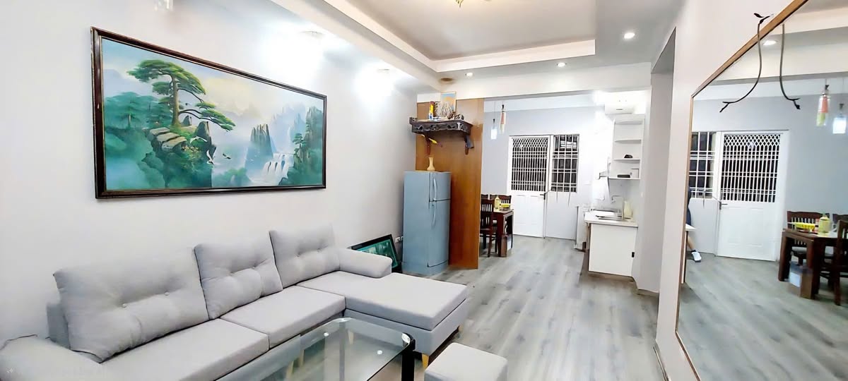 GIÁ CHẠM SÀN 3,25 TỶ – CHUNG CƯ VIỆT HƯNG, LONG BIÊN!