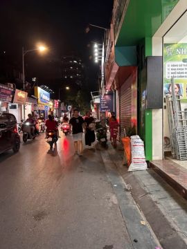 Cho thuê MBKD mặt phố Nguyễn Đức Cảnh , Hoàng Mai