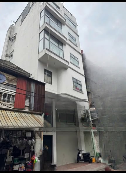 Cho Thuê Nhà 6 Tầng,Thang Máy