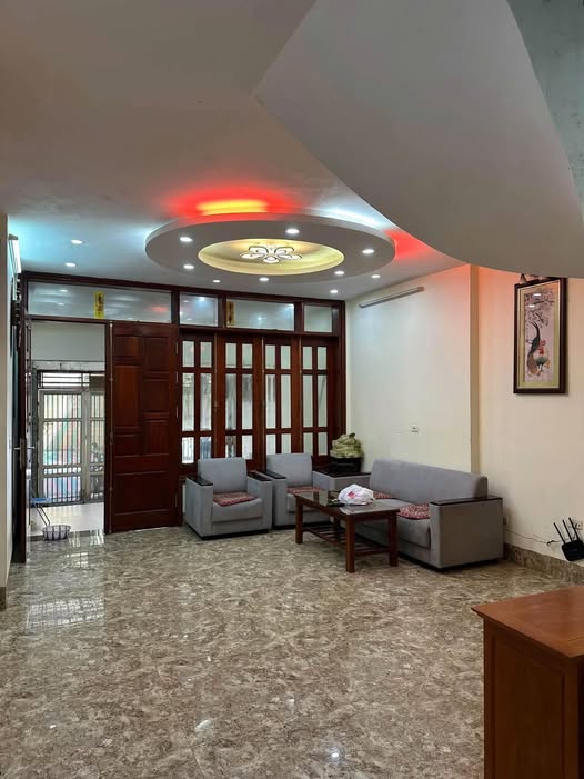 Cho thuê bất động sản Cầu giấy 12 triệu