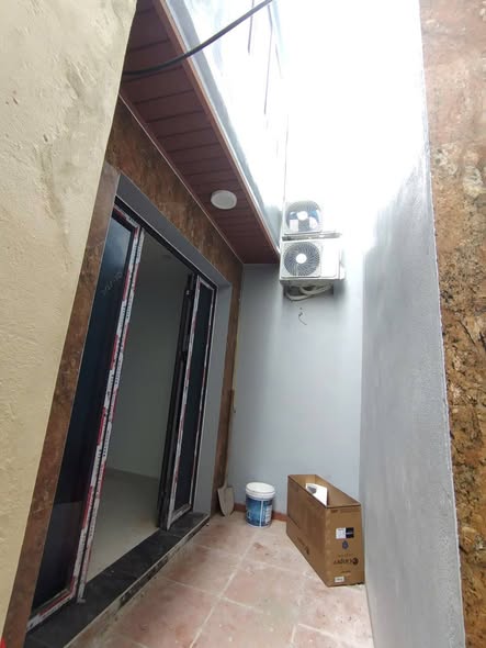 Cho thuê nhà xây mới tinh 4 tầng - ngõ 112 Nam Dư, Lĩnh Nam, 9tr