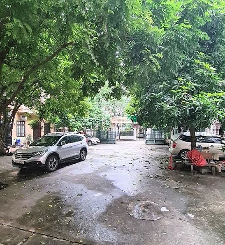 Liền kề Nguyễn Khả Trạc, ô chờ thang máy, 68m2 giá 15 tỷ