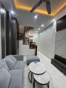 HƠN 8 TỶ – KĐT VĂN QUÁN – 40 M² x 5 TẦNG – FULL NỘI THẤT – MỚI TINH