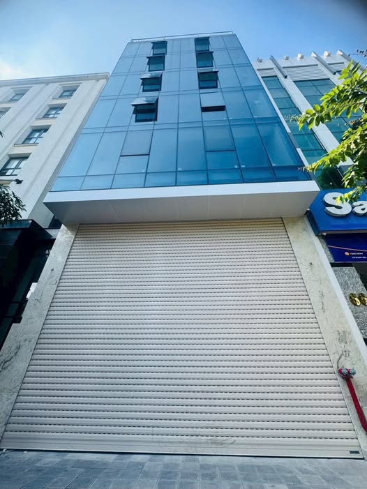 Cho thuê tòa nhà 8 tầng + 01 hầm ngõ 214 Nguyễn Xiển.