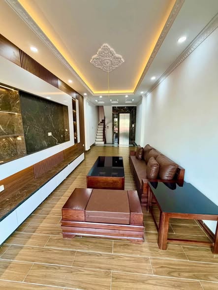 NHÀ 6 TẦNG VŨ LĂNG - THANG MÁY - Ô TÔ ĐỖ - NGÕ THÔNG - 38M2 - 7.73 TỶ - FULL NỘI THẤT