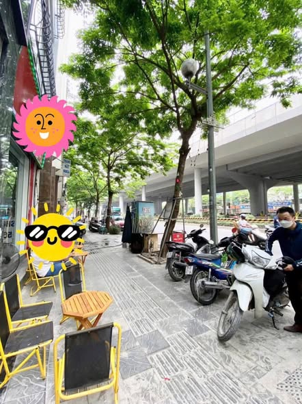 Giảm cực sâu 16.8 tỷ - Tòa nhà Mặt Phố PHẠM VĂN ĐỒNG - Vỉa hè rộng KD đỉnh.