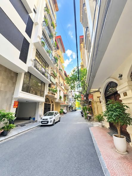 GIẢM GIÁ – CHO THUÊ SÀN VĂN PHÒNG & MẶT BẰNG NGUYÊN HỒNG, ĐỐNG ĐA