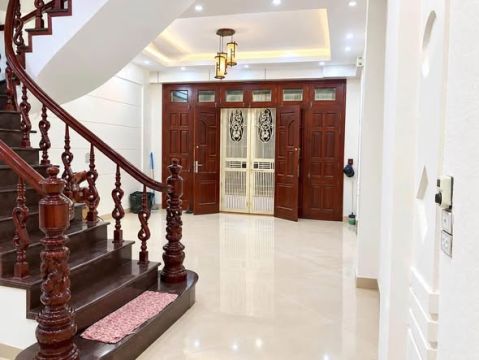 Cho Thuê! Nhà TRẦN QUỐC HOÀN, Cầu Giấy. 20 triệu/tháng