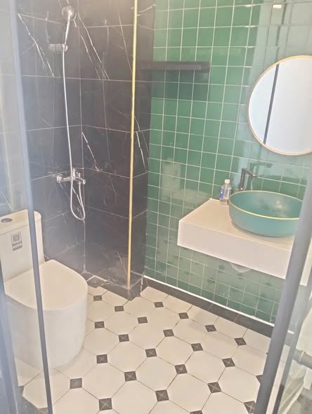Tôi chính chủ cần bán căn nhà xây sửa rất tâm huyết ở ngõ 29 phố Cửa Bắc, nhà 5 tầng 3 ngủ 3 vệ s...