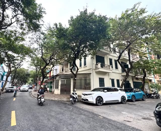 BIỆT THỰ LÔ GÓC KHUẤT DUY TIẾN  – 110M² – CHỈ 27,2 TỶ - MẶT TIỀN BỀ THẾ