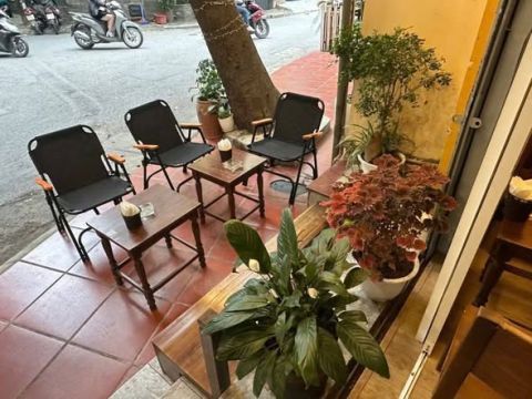 D194. Sang nhượng quán cafe mặt ngõ phố Thái Hà - Đống Đa