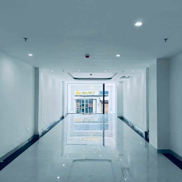 CHO THUÊ TÒA NHÀ 7 TẦNG – NGUYỄN CƠ THẠCH
