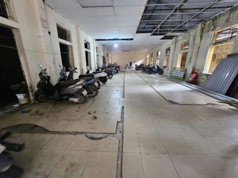 SIÊU HÓT – SIÊU HIẾM –THUÊ MẶT BẰNG 300M2 ĐỘC LẬP NHÀ 1 TẦNG Ở ĐƯỜNG CẦU GIẤY – LÀM CAFÉ – NHÀ HÀ...