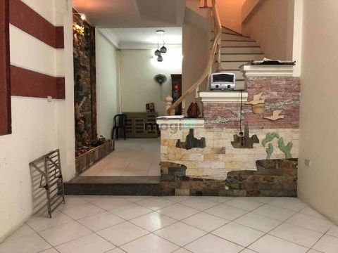 Cán bộ về hưu bán nhà Xuân La, nhà gần phố gần chợ 41m2 4 tầng 7.2 tỷ