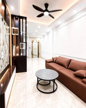 NHÀ MỚI-THANG MÁY-LÔ GÓC: ĐIỀU GÌ ĐÁNG GIÁ VỚI GIA ĐÌNH BẬN RỘN?