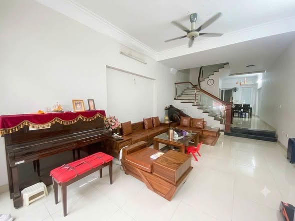 SIÊU PHẨM PHÂN LÔ TT4C VĂN QUÁN – VỈA HÈ RỘNG – Ô TÔ TRÁNH