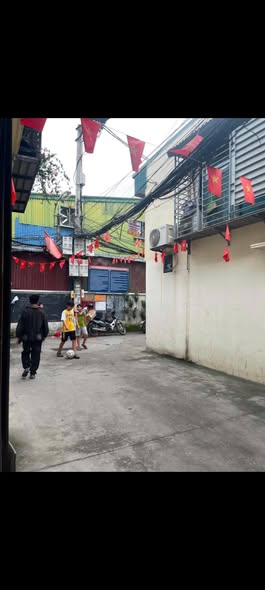 CHO Thuê nhà đại đồng,vĩnh hưng-hoàng mai ,gần trường học, ngõ rộng