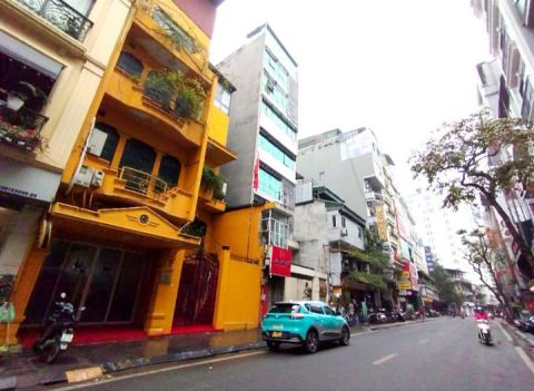 nhỉnh 11 tỷ Có  44M2 NHÀ  PHỐ PHẠM HỒNG THÁI, YÊN NINH, HÀ NỘI. Ô TÔ ĐỖ CỬA. THOÁNG, KINH DOANH, ...