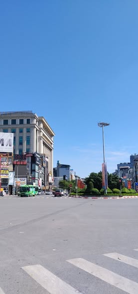 HÓT GIÁ ĐẦU TƯ - TRUNG TÂM ĐỐNG ĐA- XÂY CCMN CỰC ĐẸP - CĂN GÓC SIÊU THOÁNG SÁNG - 5,7M MẶT TIỀN.