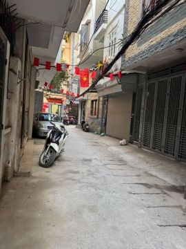 Anh chị ơi gấp lắm rồi ạ. Hơn 7 tỷ nhà vừa xây sửa 5 tầng