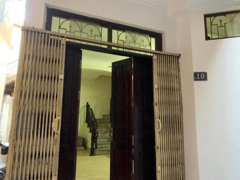 Chính chủ cho thuê nhà số 10, ngách 25/16 ngõ 285 Đội Cấn, Ba Đình, Hà Nội.Cách đường Đội Cấn 80m...