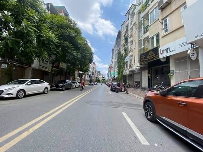 SIÊU PHẨM vị trí đắc địa MP Trung Phụng-Xã Đàn vỉa hè 4m ô tô tránh