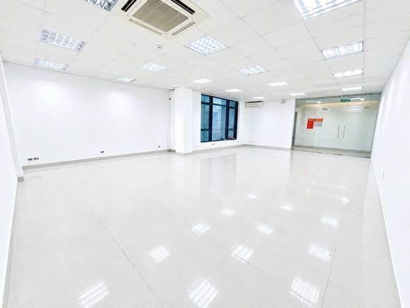CHO THUÊ VĂN PHÒNG PHỐ NGUYỄN XIỂN 50m 7tr5