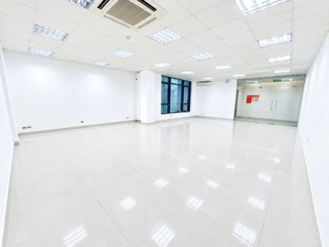 CHO THUÊ VĂN PHÒNG PHỐ NGUYỄN XIỂN 50m 7tr5