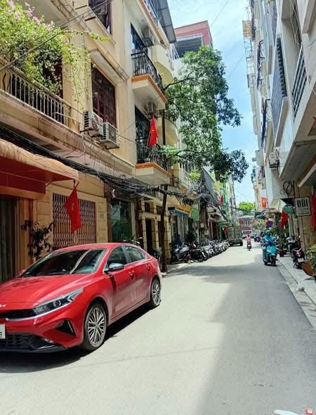 B.án nhà Trung tâm Cầu giấy, nhà phố Nguyễn Khánh Toàn