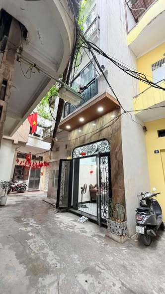 Cần cho thuê nhà riêng ngõ Thịnh Hào 2, Đống Đa