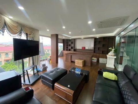 Cho Thuê Toà Nhà 9 Tầng,Lô Góc