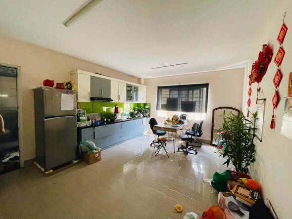 BÁN TÒA NHÀ CHÙA BỘC – ĐỐNG ĐA | 92M² – 7 TẦNG – MT 6,1M