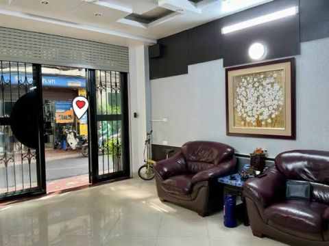 PHÂN LÔ - VỈA HÈ - Ô TÔ TRÁNH- KINH DOANH - THOÁNG TRƯỚC SAU - THÔNG TỨ PHÍA - KHU VỰC HIẾM NHÀ BÁN.
