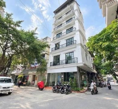 BA ĐÌNH LÔ GÓC – 2 MẶT Ô TÔ TRÁNH – THANG MÁY KINH DOANH – DÒNG TIỀN 70TR/THÁNG